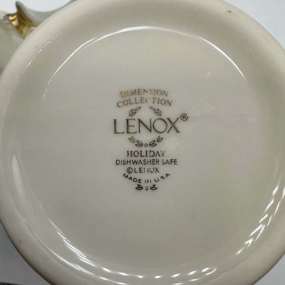 Lenox Holiday Coffee Cup Mug Set Of 2 Winter Holly Berries Dimension Collection - Picture 5 of 7